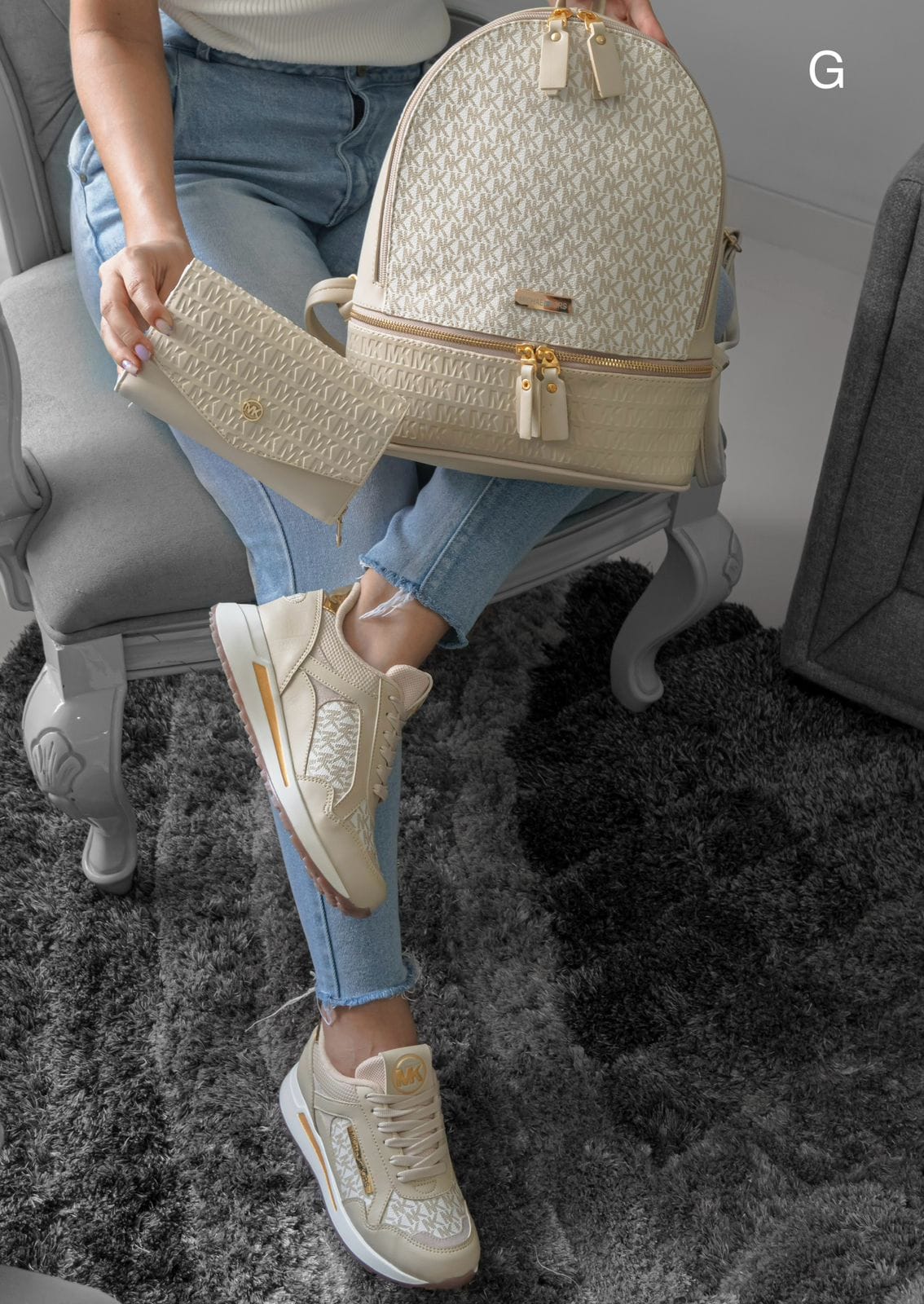 Combo billetera, bolso y tenis
