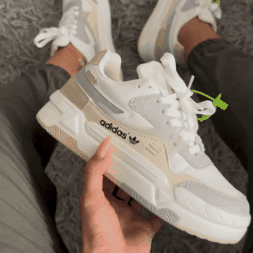 Tenis Adidas TB