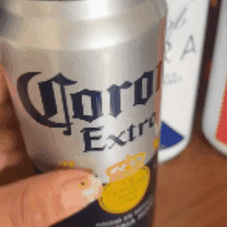 Termo en acero inoxidable con motivo de latas 500ml