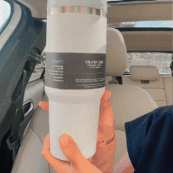 Termo vacumm Stanley de 900ml